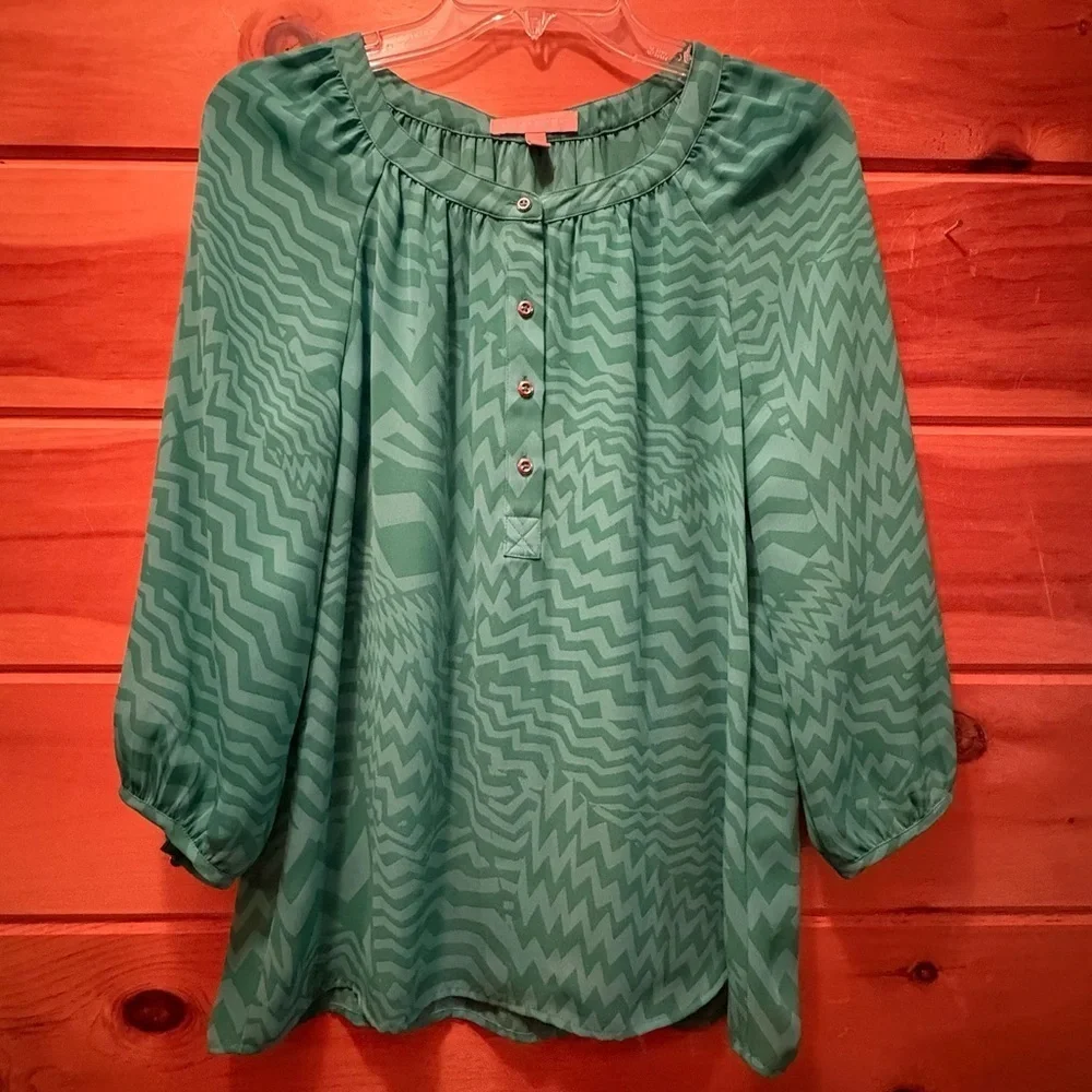 Banana Republic Blouse size Small